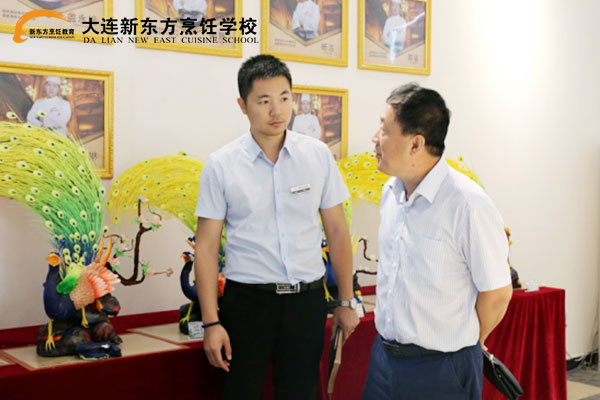 【校内动态】大连职工大学领导来校考察调研