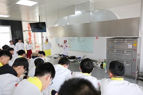 大连新东方烹饪学校